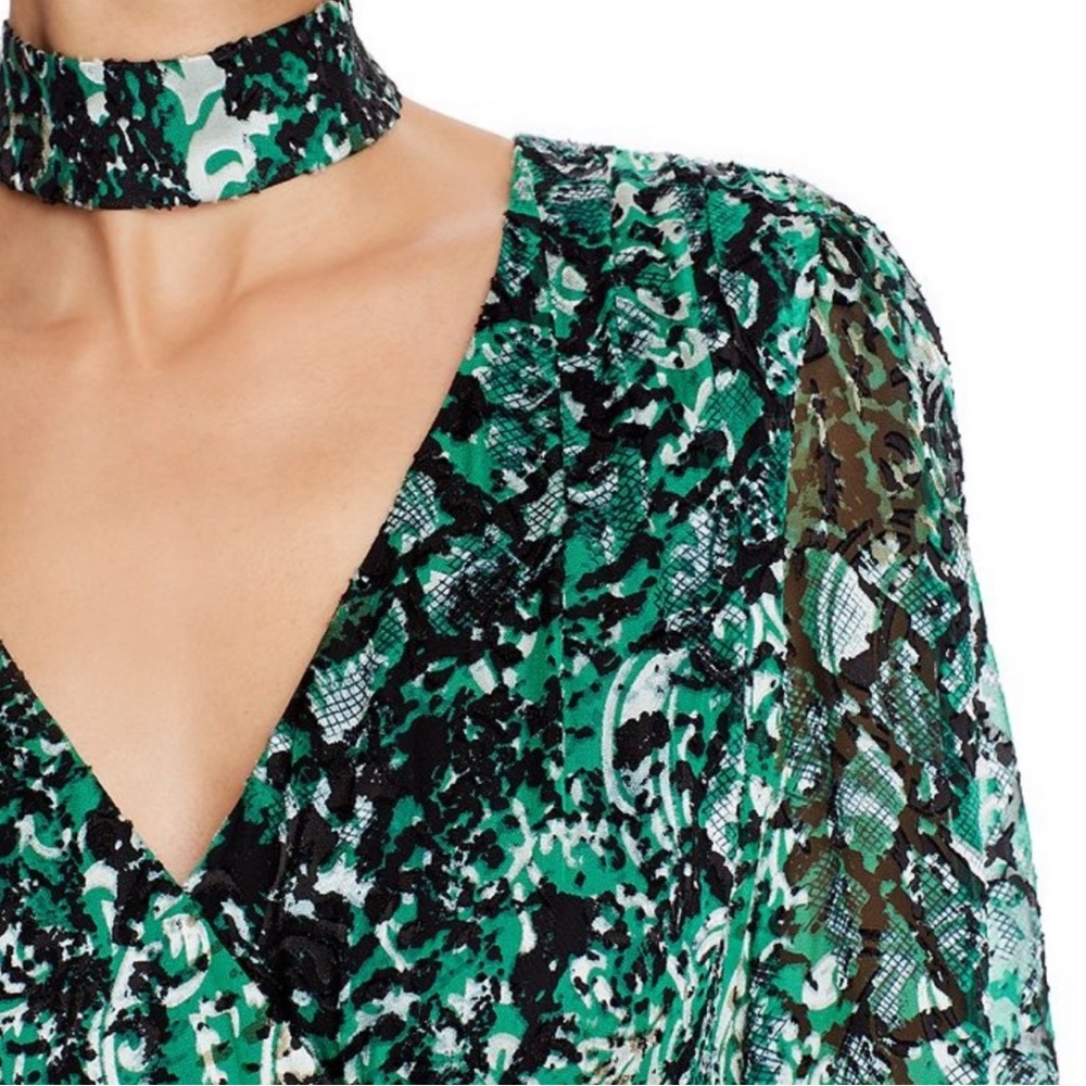 Alice + Olivia Rita Green Snakeskin Dress 4 - Picture 5 of 12